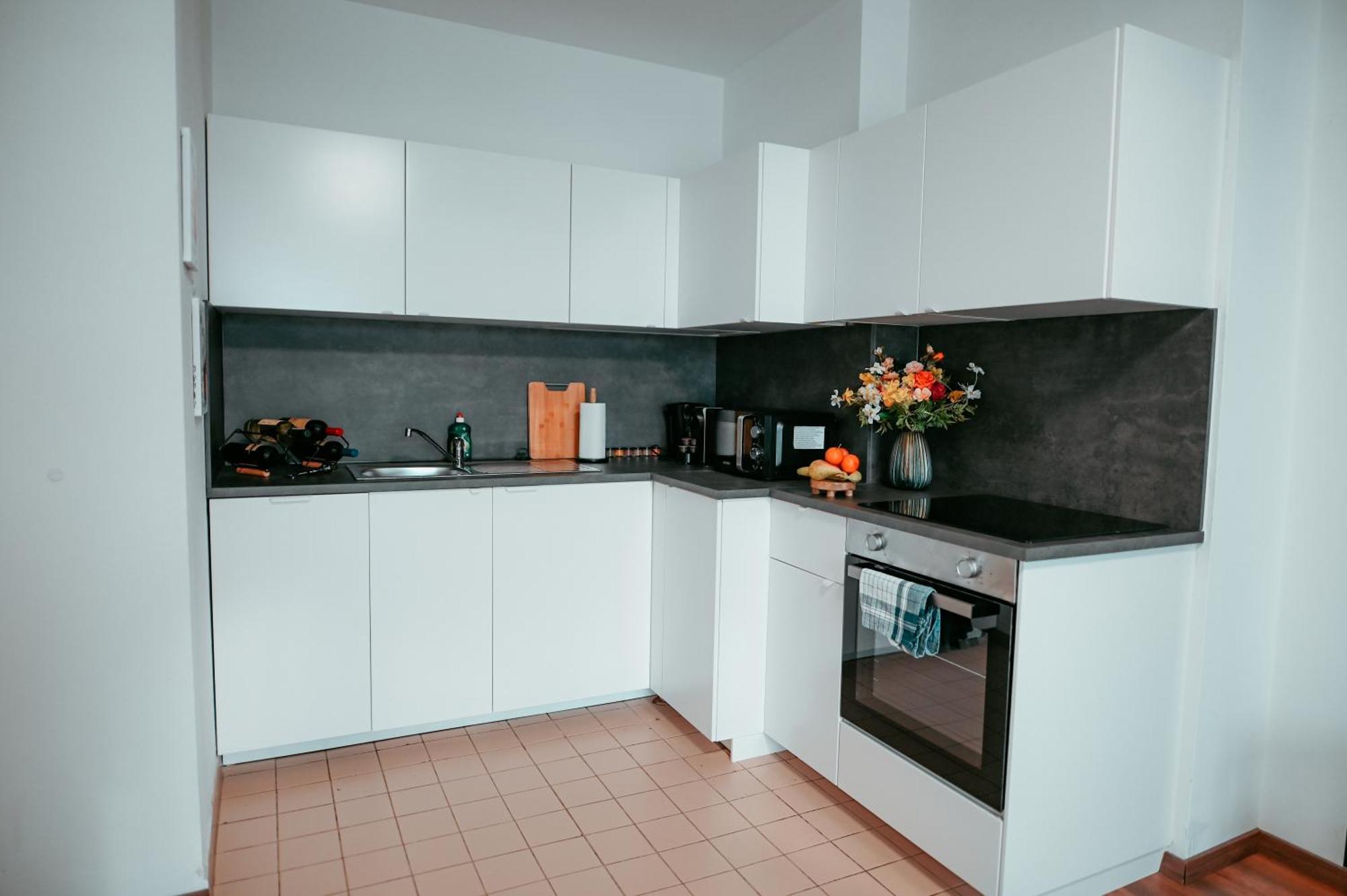Vienna Shopping Center 3 Apartment Екстер'єр фото