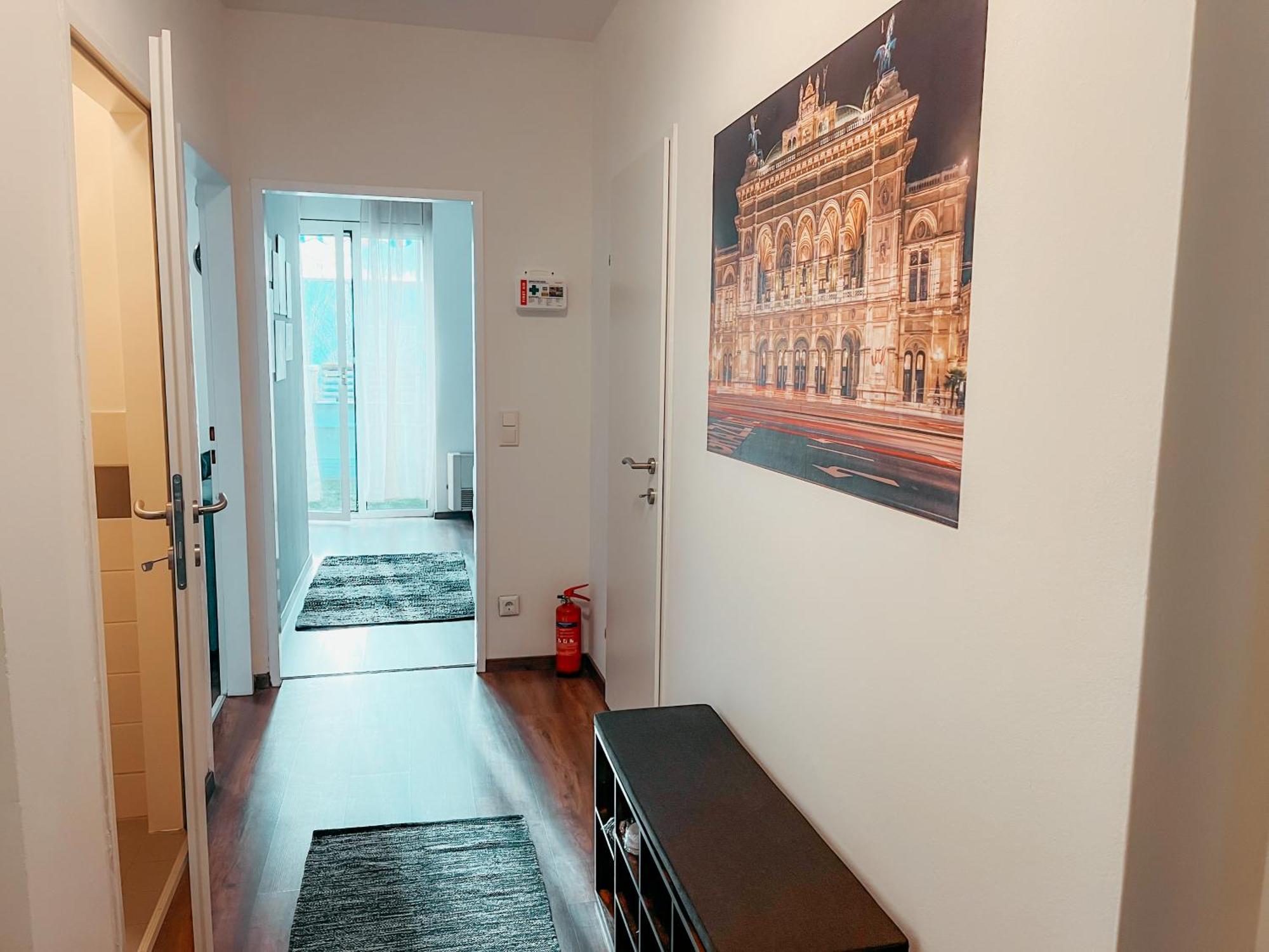 Vienna Shopping Center 3 Apartment Екстер'єр фото